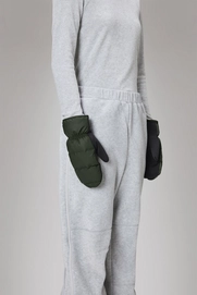 2---Lohja_Puffer_Mittens-Gloves-16080-03_Green-2