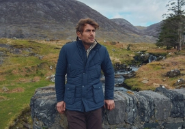 8---mens-quilted-jacket-navy-farmley-439903-3-CHANGE2025