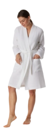 4---bademantel-waffelpiqu-weiss-essentials-178411-100-front-_no-bg