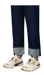 fal0012019104013n02-2_1920x1920