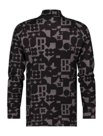 2---PB010410_black_back-_no-bg