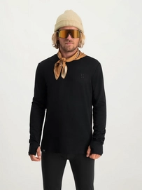 3---pb200310_black_torso_kort_RAW_1_2034999b-9c36-4a4d-a81a-b7bd34e6af6a