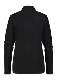 2---pb210312_black_back-_no-bg