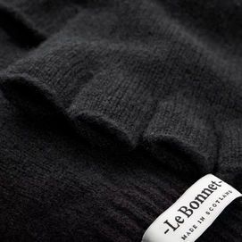 3---le-bonnet-gloves-glo-001f-onyx-detail