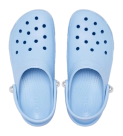 4---crocs - 2025-01-31T130846.427-_no-bg