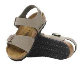4---birkenstock__1029785__sole-_no-bg