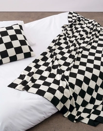 Rykki_Plaid_Black_101910_105_LR_S1_P