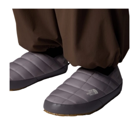 3---Womens-ThermoBall-V-Traction-Mules (10)-_no-bg