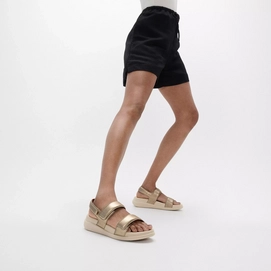 5---F-MODE-GO-ADJUSTABLE-FLATFORM-BACK-STRAP-SANDALS-PLATINO_IV9-675_1
