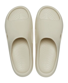 4---crocs (99)-_no-bg