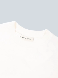 6---white_tshirt_kraag_detail_5a0e4a83-6686-4f18-9332-be00c38df45c