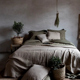 Bettwäsche Passion for Linen Sofie Army Gewaschenes Leinen