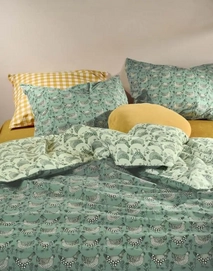 4---chicken_run_duvet_cover_turquoise_101129_202_lr_s1_p