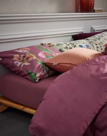 5---eloise_duvet_cover_mauve_101990_293_lr_s2_p