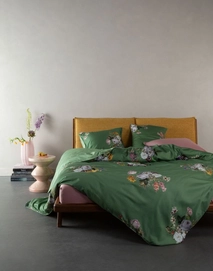 4---laurine_duvet_cover_shale_green_102287_694_lr_s1_p