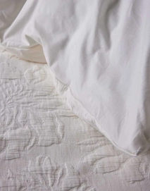4---philippine_duvet_cover_vanilla_101978_292_lr_d3_p