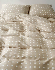 5---iben_duvet_cover_dark_sand_102312_612_lr_s3_p
