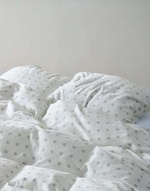 5---iben_duvet_cover_grey_mist_102312_686_lr_s3_p