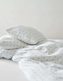 6---iben_duvet_cover_grey_mist_102312_686_lr_s4_p