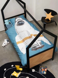 3---Rocket_Smokey_Blue_1pers_rgb-9726