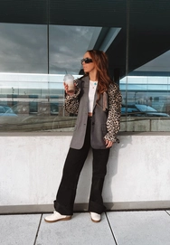 8---sandy-sneakers (2)