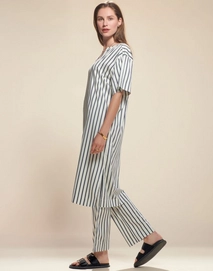 4---eara_libba_nightdress_short_sleeve_vanilla_102150_292_lr_s2_p