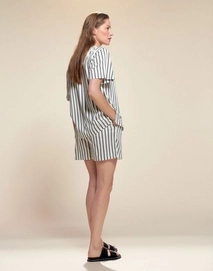 6---kathleen_libba_shorts_vanilla_102143_292_lr_s3_p_1