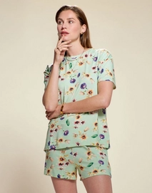 3---nori_fiorre_shorts_subtle_green_102156_679_lr_s1_p