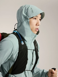 S25-X000007741-Gamma-Lightweight-Hoody-Stone-Green-Hood