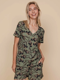 4---SS25_Binoculars_Women_VneckshirtShort__2547