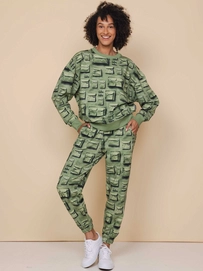 5---SS25_InThePocket_Unisex_RelaxedSweaterPants_353_44a9adfd-364a-4c3d-8f8b-0e704fd5c14f