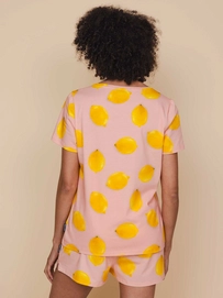 3---SS25_Lemon_Women_VneckTshirtShorts_2658_1a4990f1-bd37-4cfe-8ba0-3f06a0b7eb36