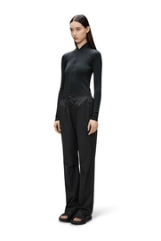 19740_black_ss25_women_4