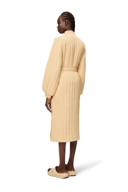 21870_gleam_ss25_women_2
