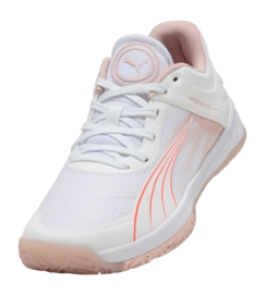 5---puma__pum-108300-01__sideview04-_no-bg