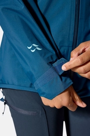 10---womens_firewall_mountain_jacket_tempestblue_qwg_97_tmb_model_5110