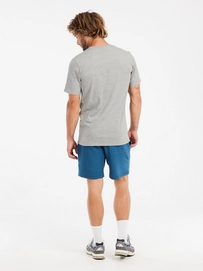 8---17751046_592_model_back-full_01