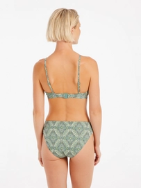 5---72651001_663_model_back-half_01