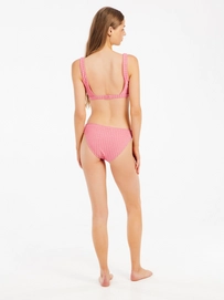 6---72651076_841_model_back-full_01