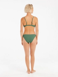 6---72651084_663_model_back-full_01