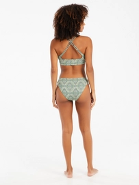 6---72651090_663_model_back-full_01