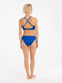8---72651094_945_model_back-full_01
