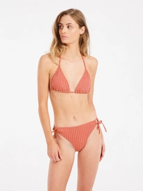 4---72651119_841_model_front-half_01
