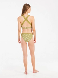 8---72651127_951_model_back-full_01