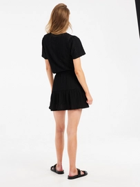 7---17651002_290_model_back-full_01