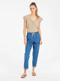 4---17651004_567_model_front-full_01