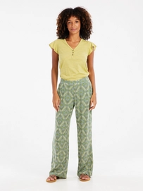 4---17651004_951_model_front-full_01