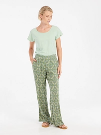 4---17651009_487_model_front-full_01