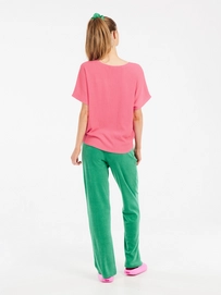 7---17651015_724_model_back-full_01