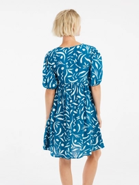 7---24651014_341_model_back-half_01